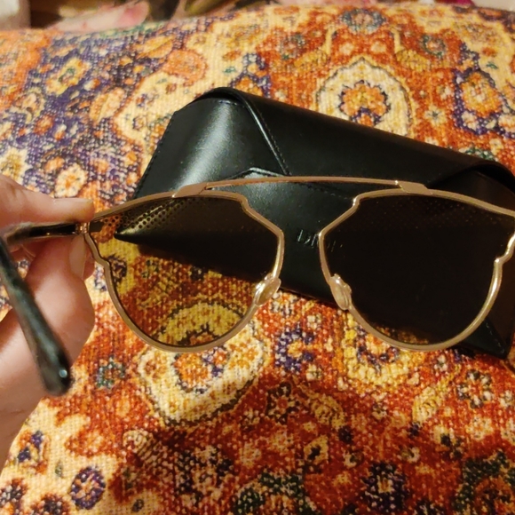 Christian Dior ✨ NEW DiorSoRealS gold sunglasses